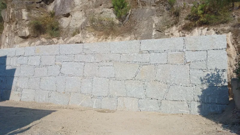 Muro de suporte em habitação