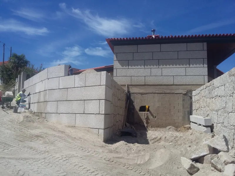 Obra: Diferentes tipos de muros para habitação