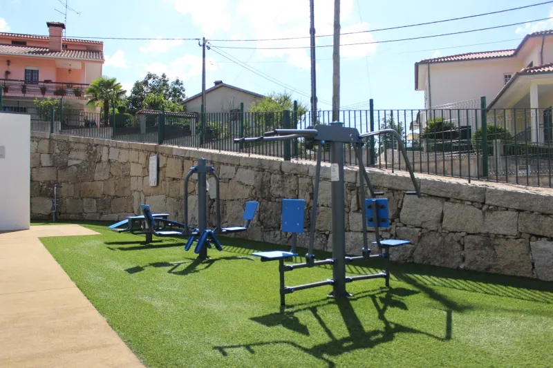 Obra: Muros em Campo de Futebol Salvador